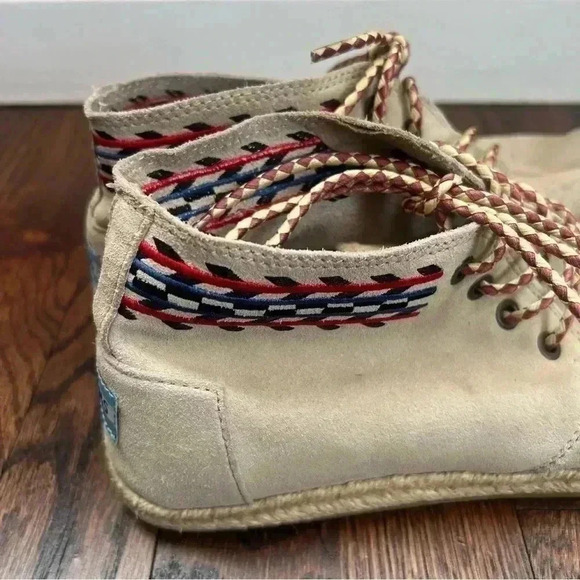 Tom's Alarco Suede Leather Desert Bootie Shoes Aztec Sneakers Women Sz 8 Lace Up - Picture 7 of 15